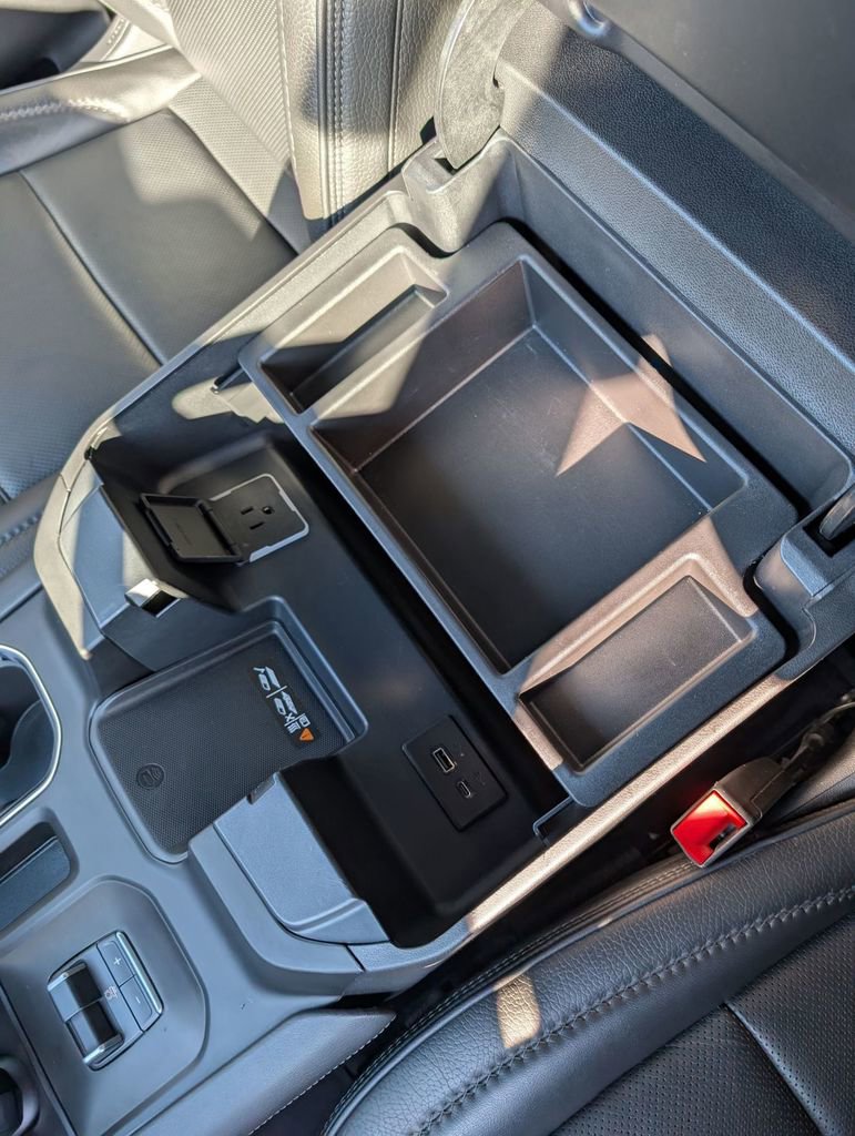 Used 2022 GMC Sierra 1500 Denali w/ Denali Reserve Package image 40