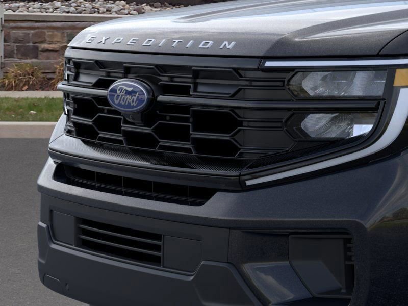 New 2025 Ford Expedition Active image 40
