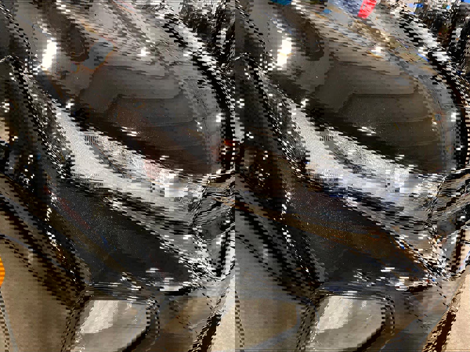 Used 2023 Chevrolet TrailBlazer RS w/ Sun and Liftgate Package image 34