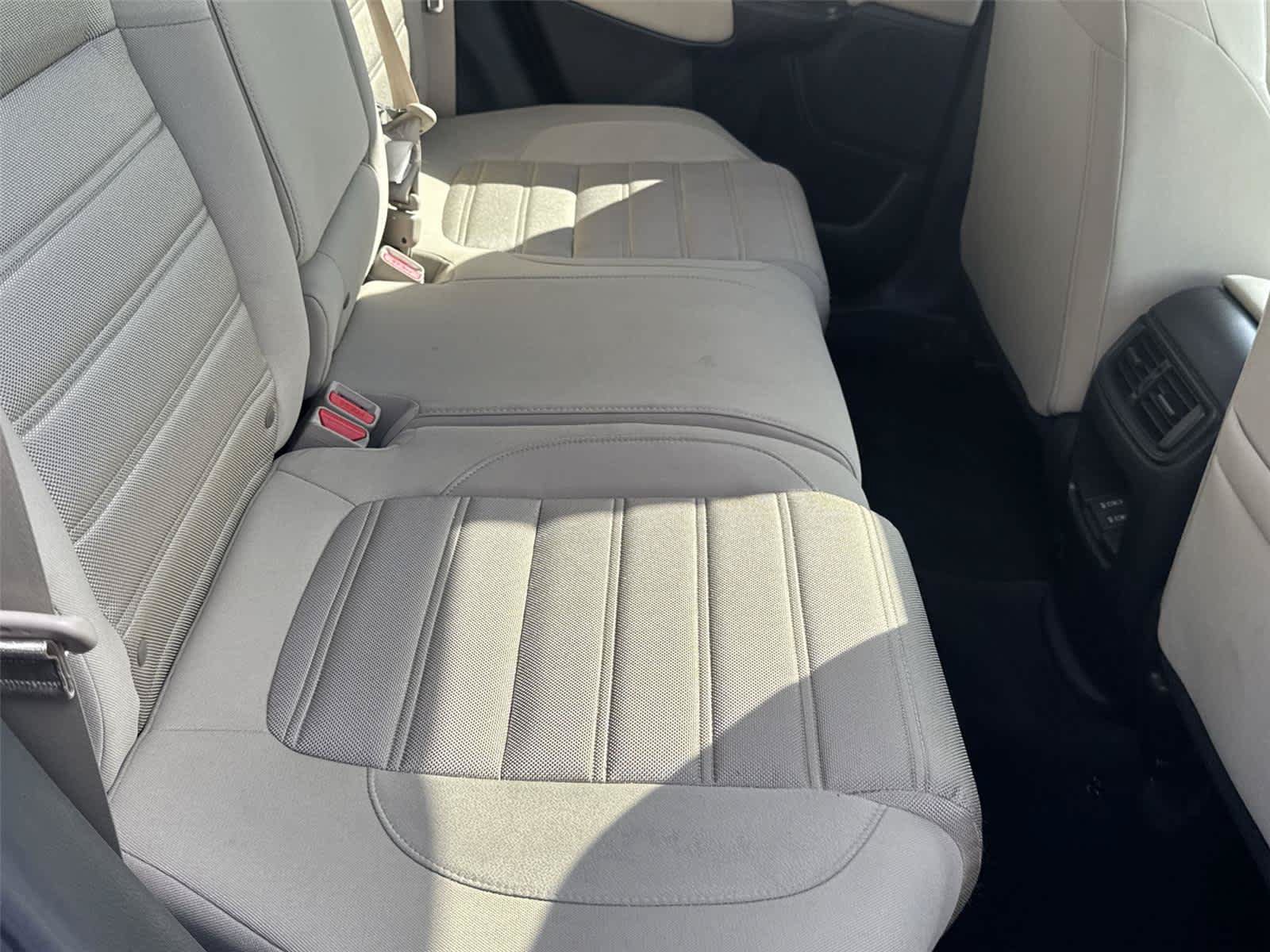 Used 2018 Honda CR-V EX image 16