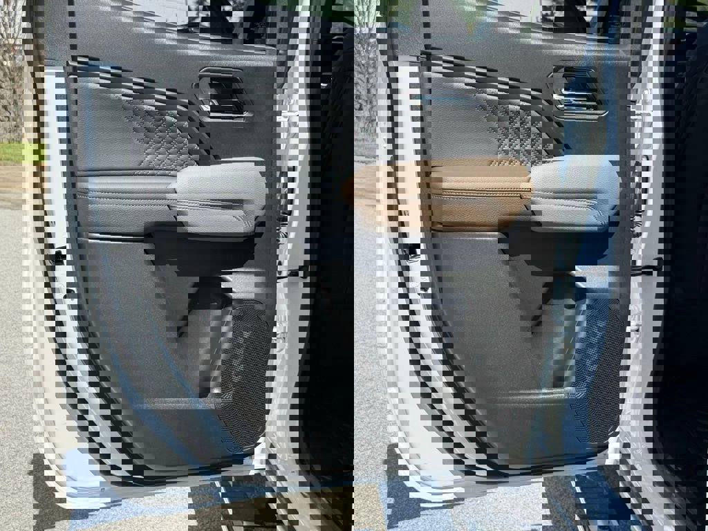 New 2026 GMC Canyon Denali image 21