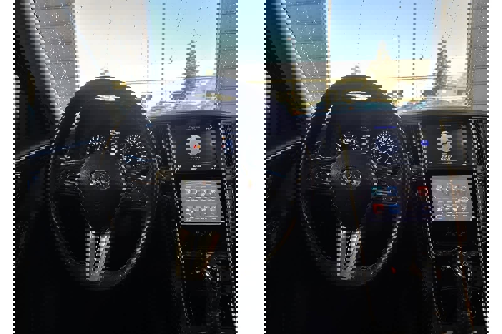 Used 2018 INFINITI Q50 Luxe w/ Cargo Package (L95) image 14