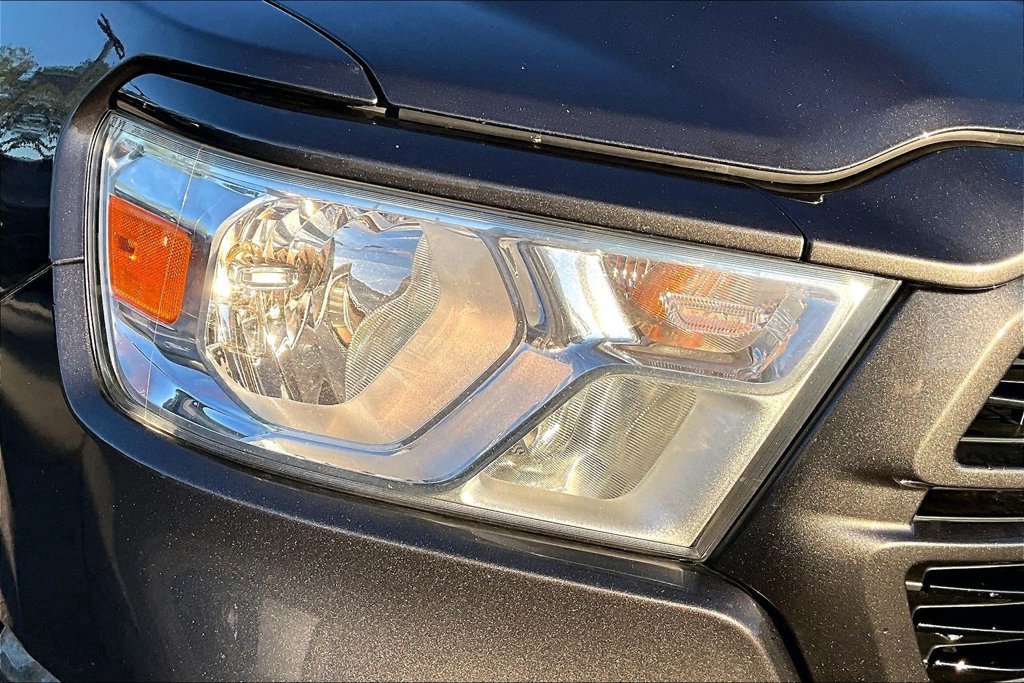 Used 2019 RAM 1500 Big Horn RWD image 38