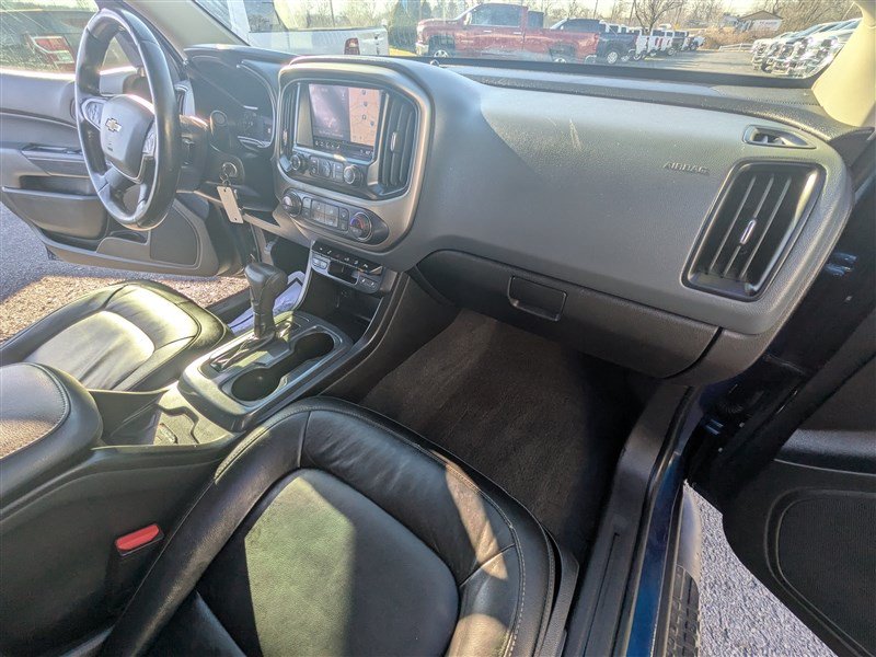 Used 2019 Chevrolet Colorado Z71 AWD/4WD image 22