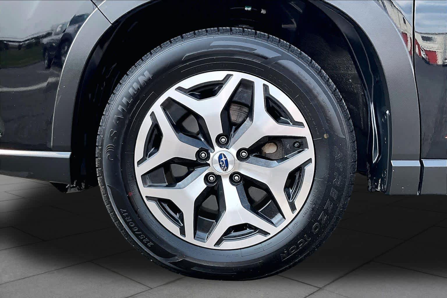 Used 2023 Subaru Forester Premium AWD/4WD image 11
