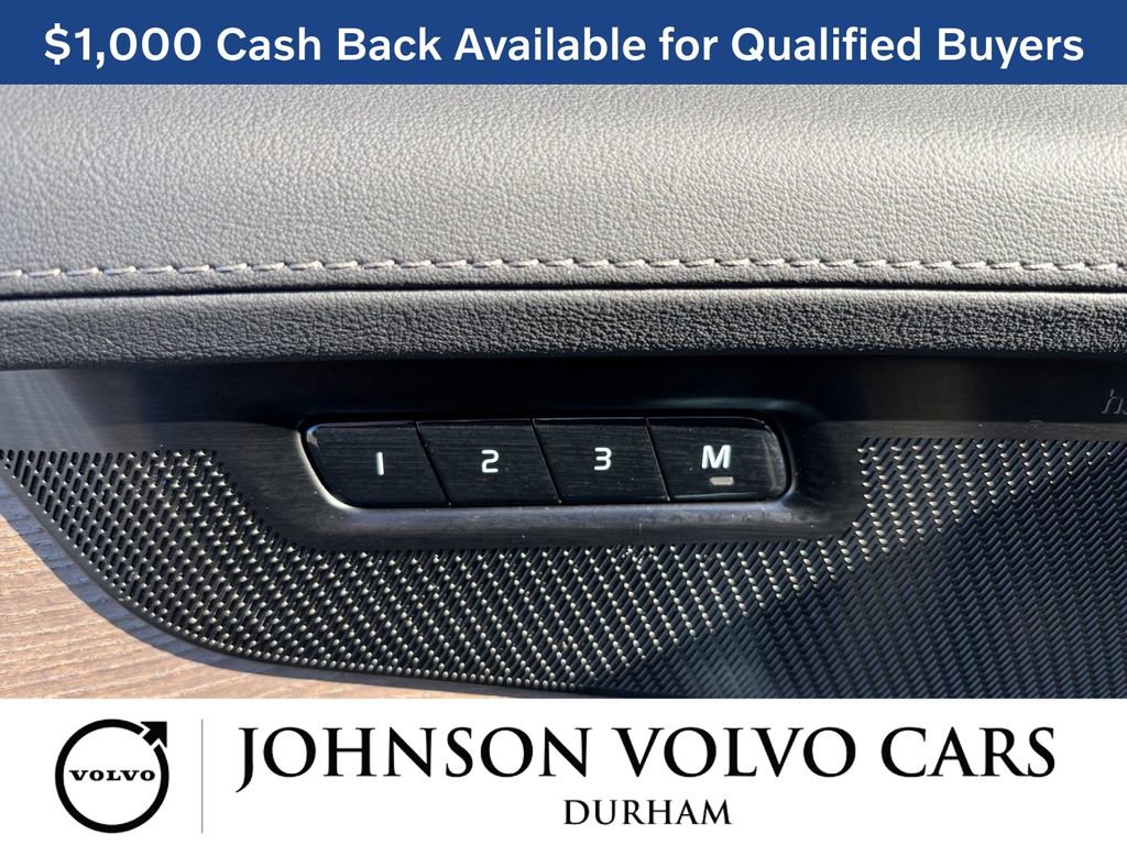 New 2026 Volvo XC90 B6 Plus w/ Protection Package Premier image 12