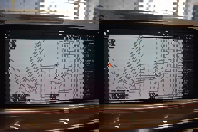 Used 2023 BMW X5 xDrive40i w/ Premium Package image 8