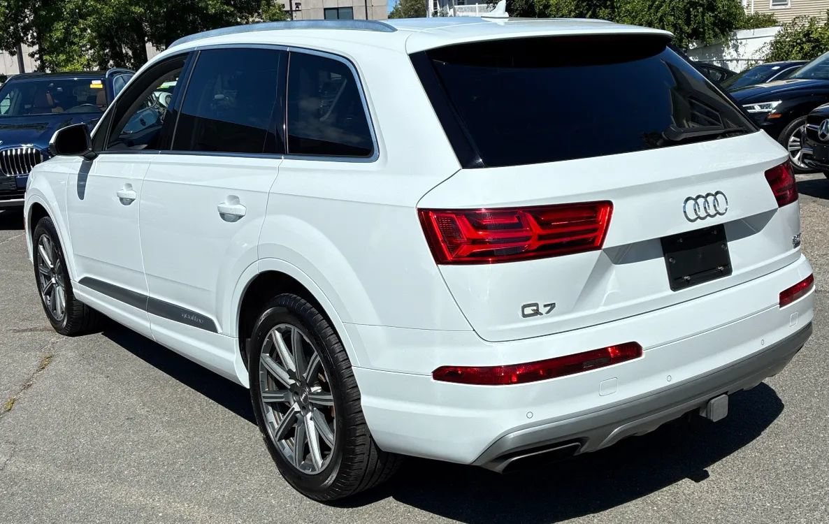 Used 2018 Audi Q7 3.0T Premium Plus AWD/4WD image 3