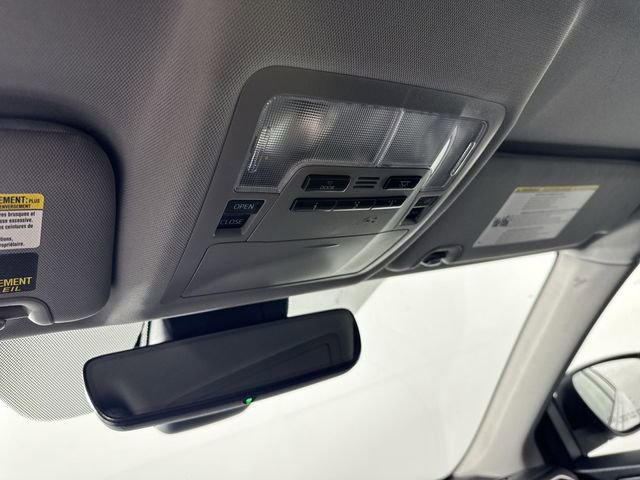 Used 2017 Toyota Highlander XLE image 11