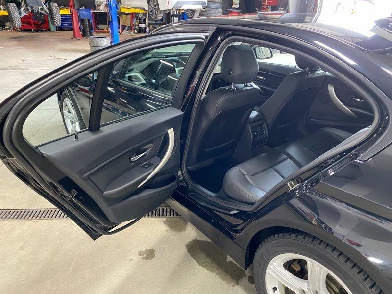 Used 2015 BMW 320i xDrive Sedan AWD/4WD image 20