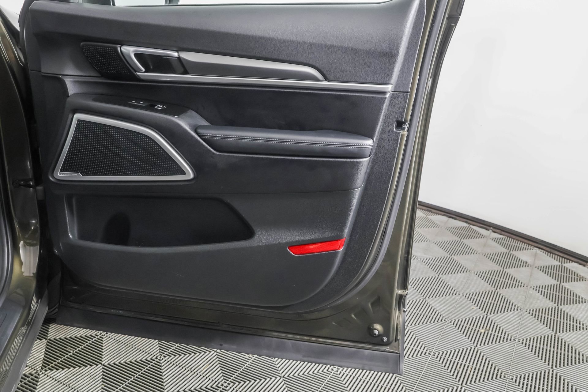 Used 2021 Kia Telluride S AWD/4WD image 48
