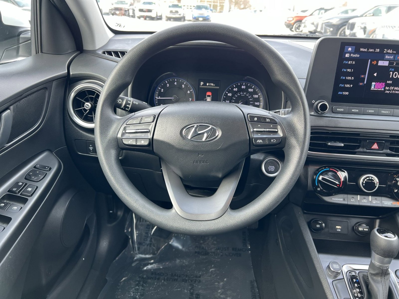 Used 2023 Hyundai Kona SEL image 16