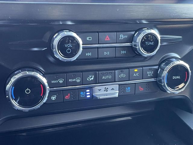 New 2025 Ford F250 Lariat w/ Lariat Ultimate Package AWD/4WD image 18