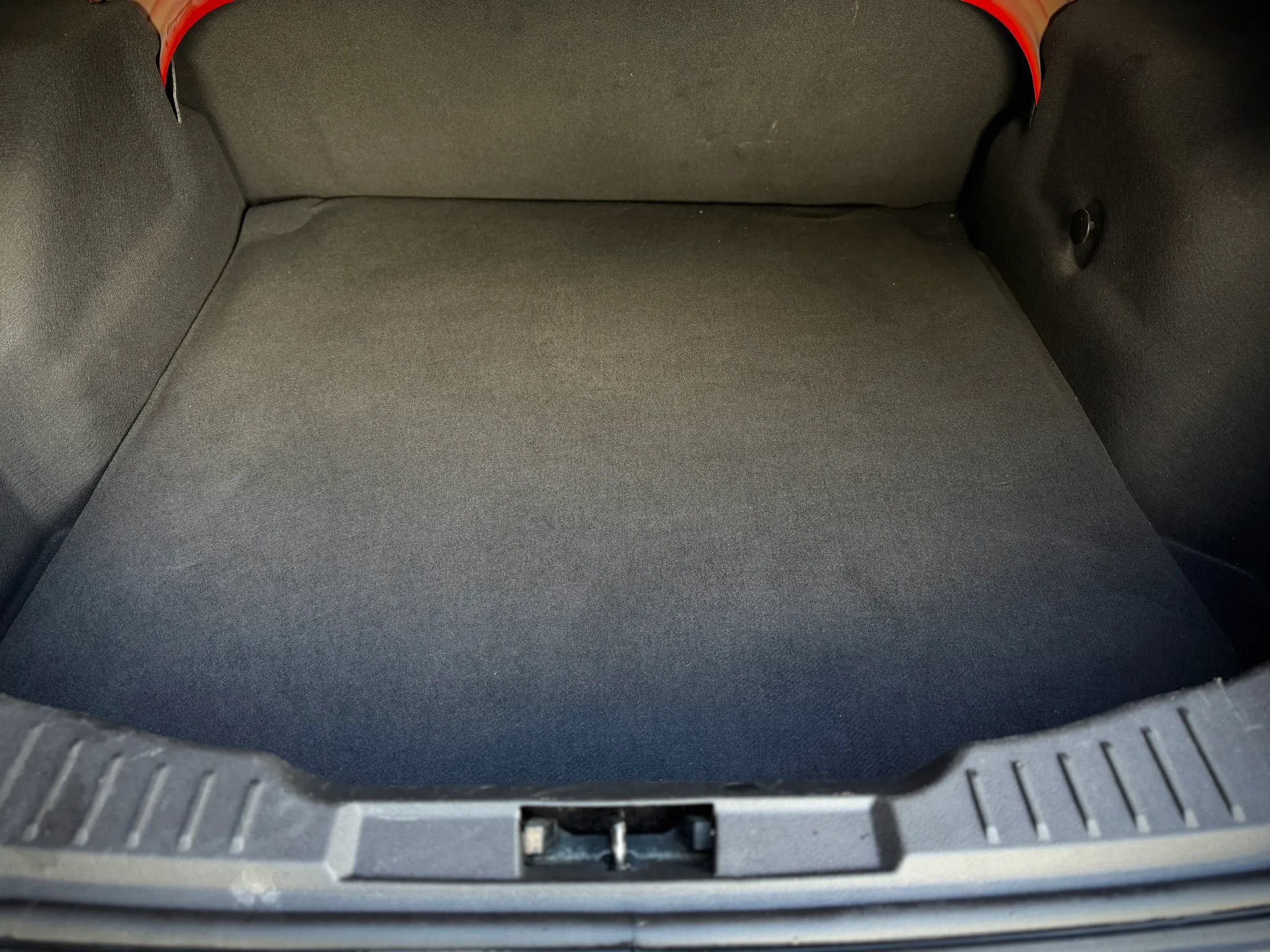 Used 2014 Ford Focus SE w/ SE Winter Package FWD image 20