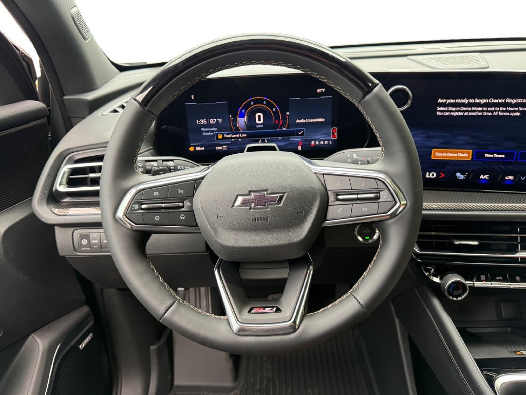 New 2027 Chevrolet Traverse Z71 w/ Enhanced Driving Package AWD/4WD image 12