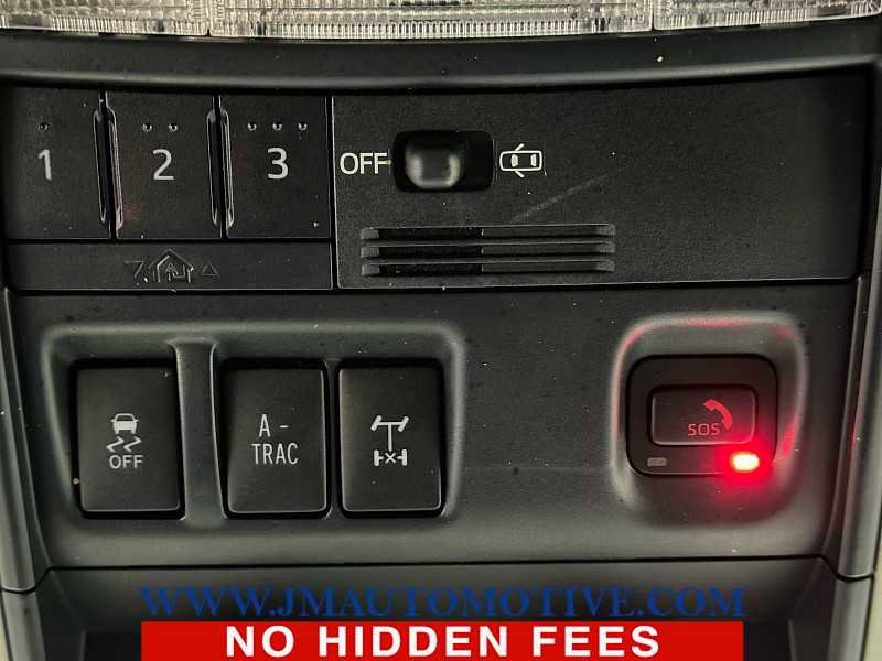 Used 2020 Toyota 4Runner TRD Off-Road Premium image 36