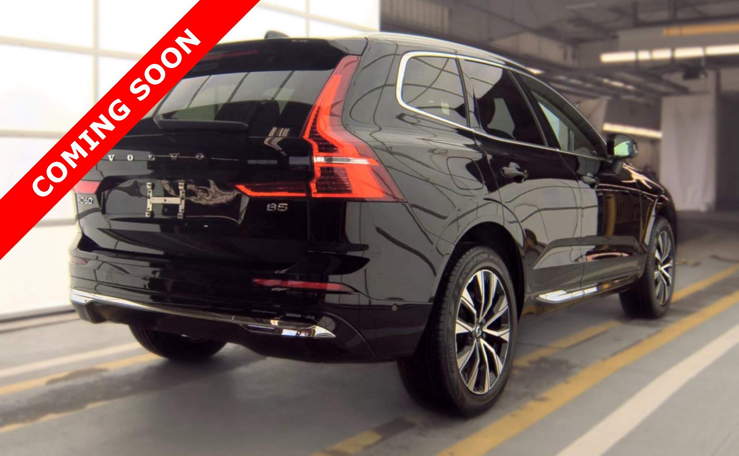 Used 2023 Volvo XC60 B5 Plus FWD image 5