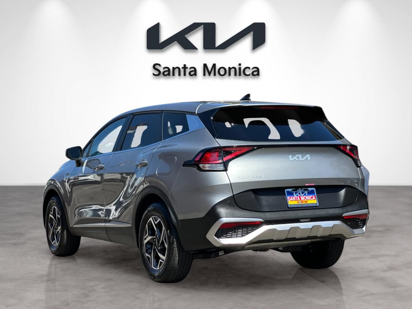 Certified 2025 Kia Sportage LX FWD image 4