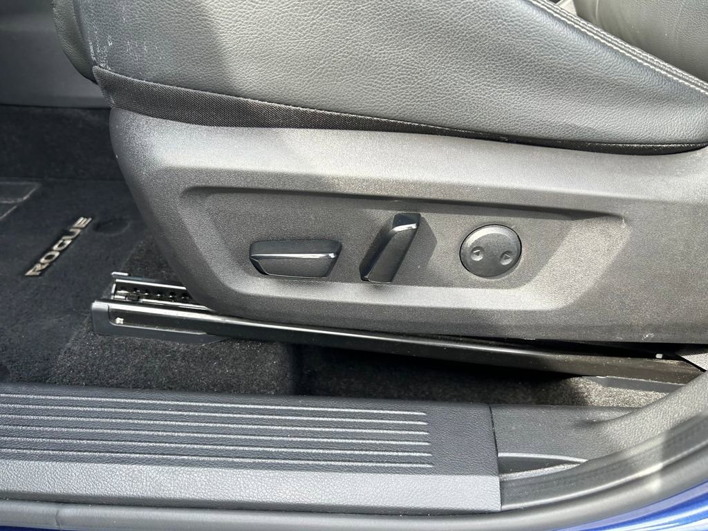 Used 2021 Nissan Rogue SL image 21