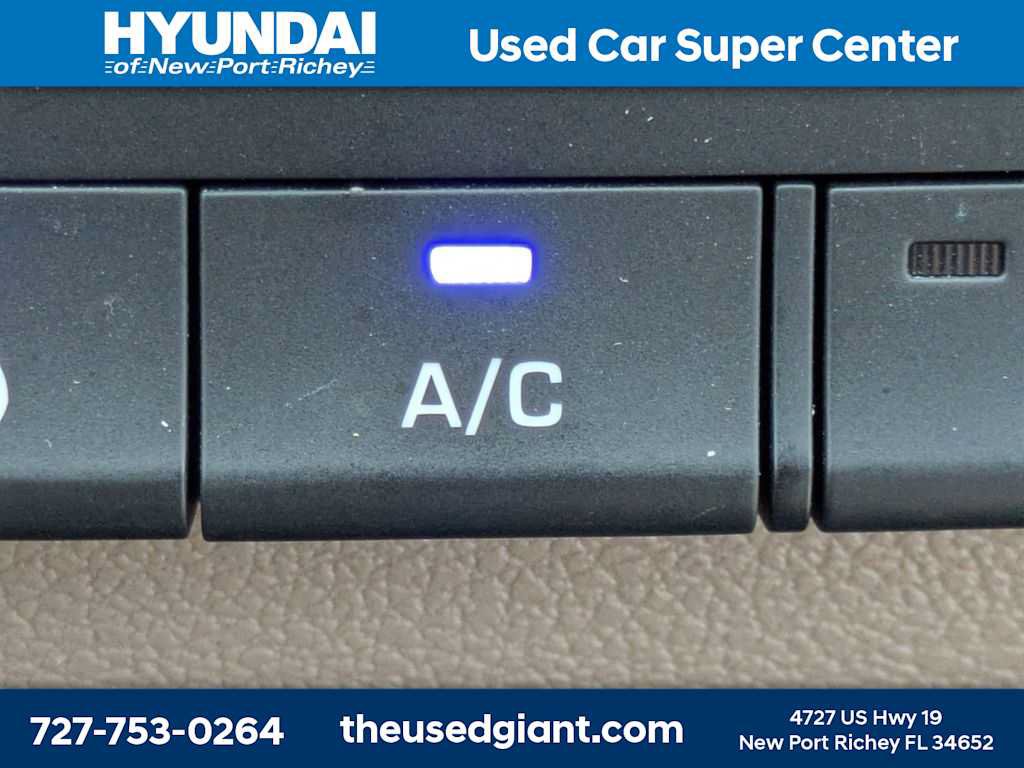Used 2019 Hyundai Tucson Value FWD image 23