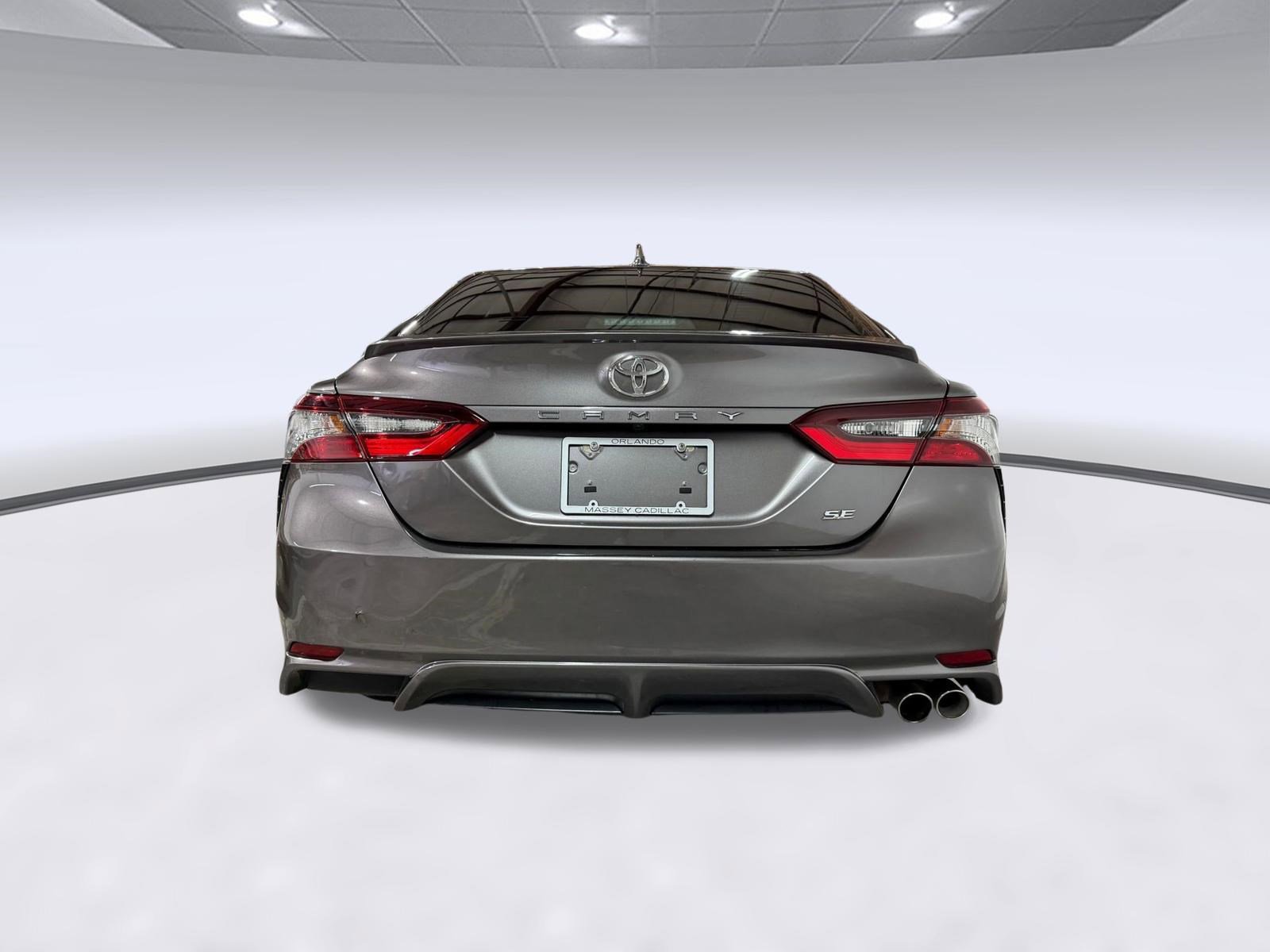 Used 2021 Toyota Camry SE image 9