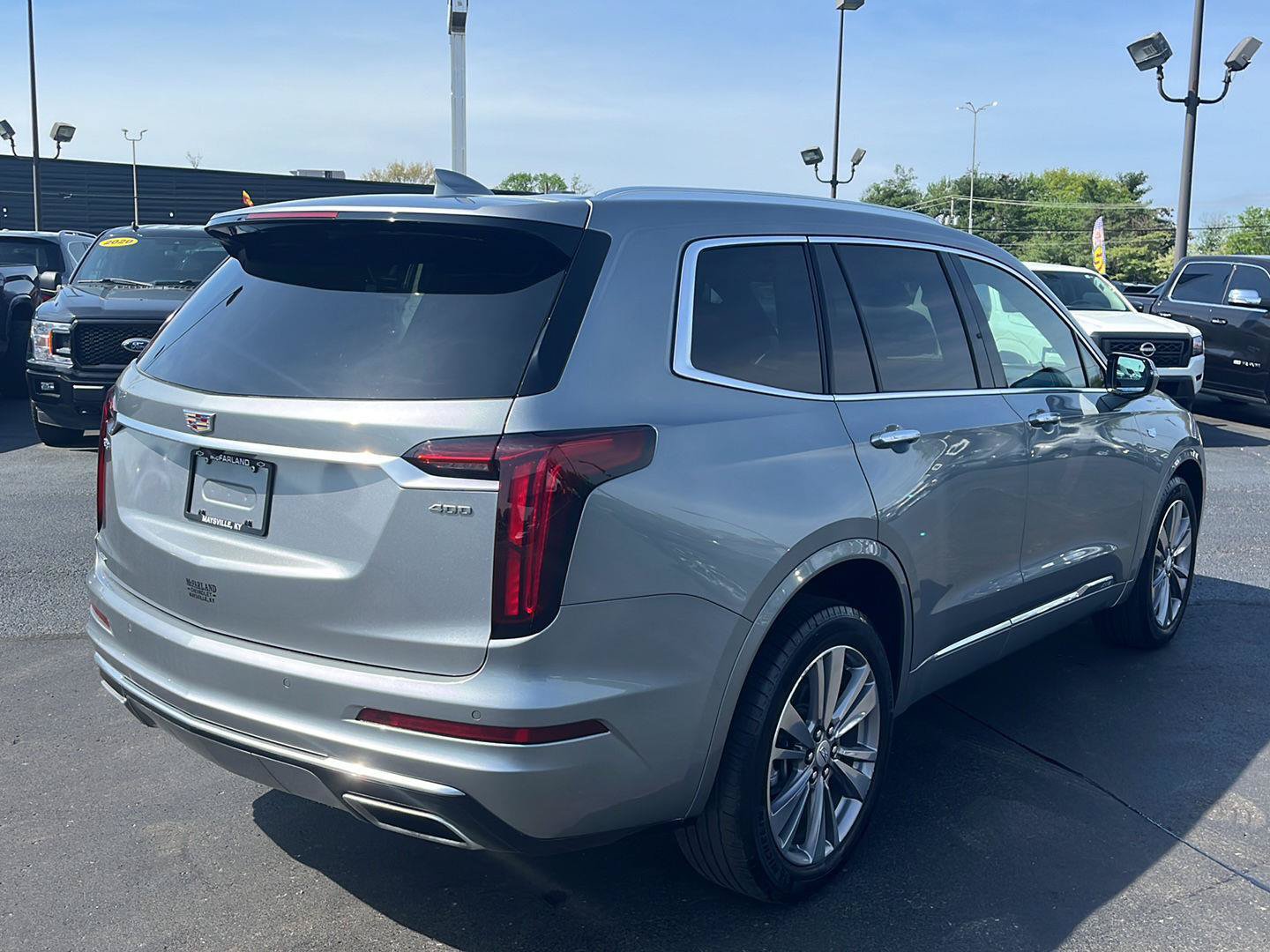Used 2025 Cadillac XT6 Premium Luxury AWD/4WD image 5
