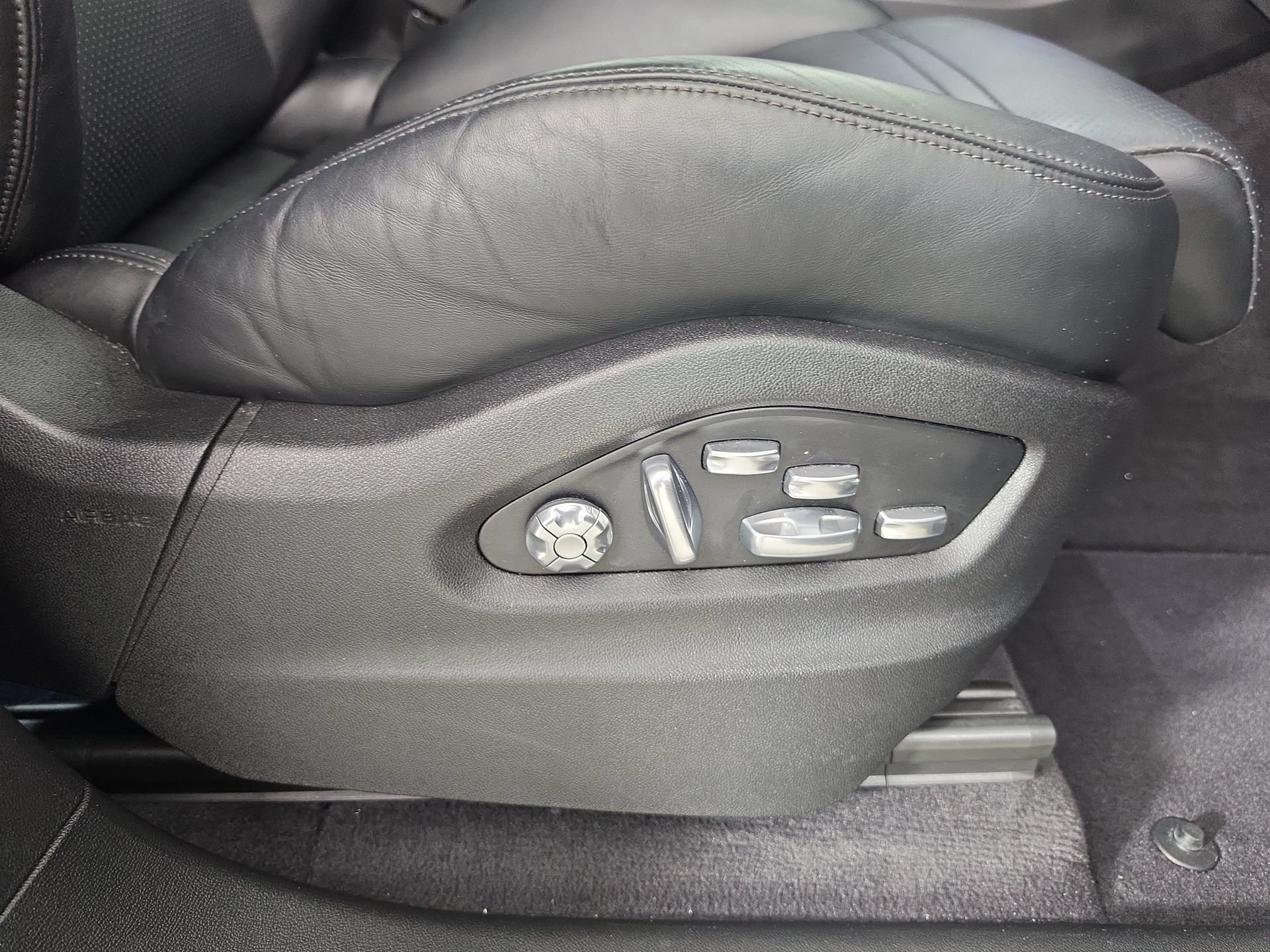 Used 2019 Porsche Cayenne E-Hybrid AWD/4WD image 51