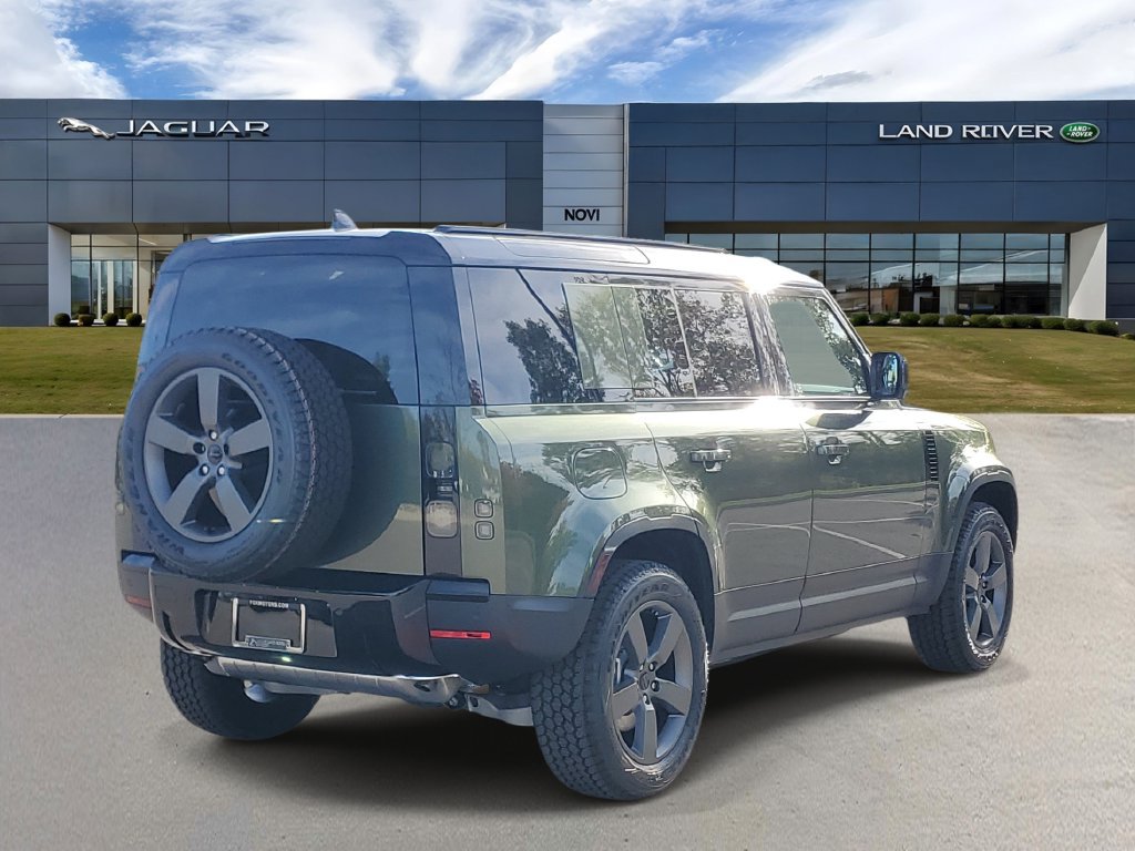 New 2026 Land Rover Defender 110 S AWD/4WD image 3