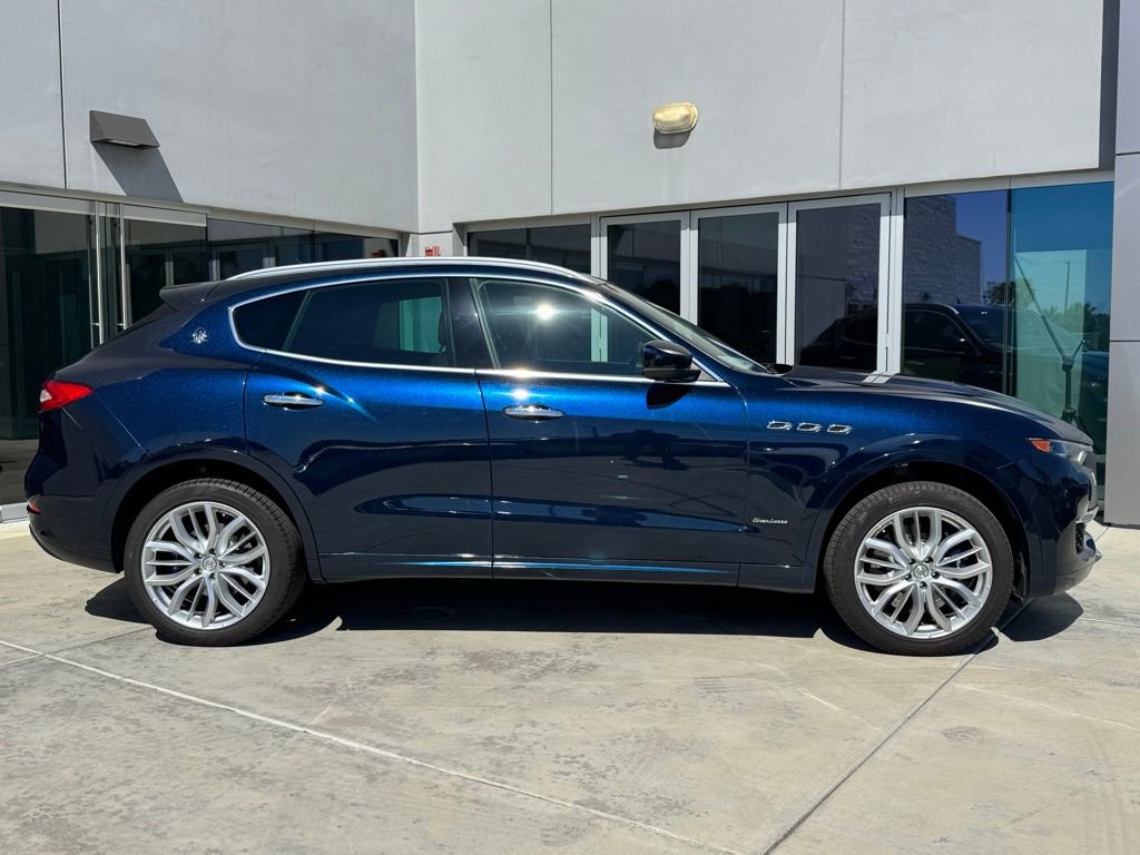 Used 2020 Maserati Levante S GranLusso image 9