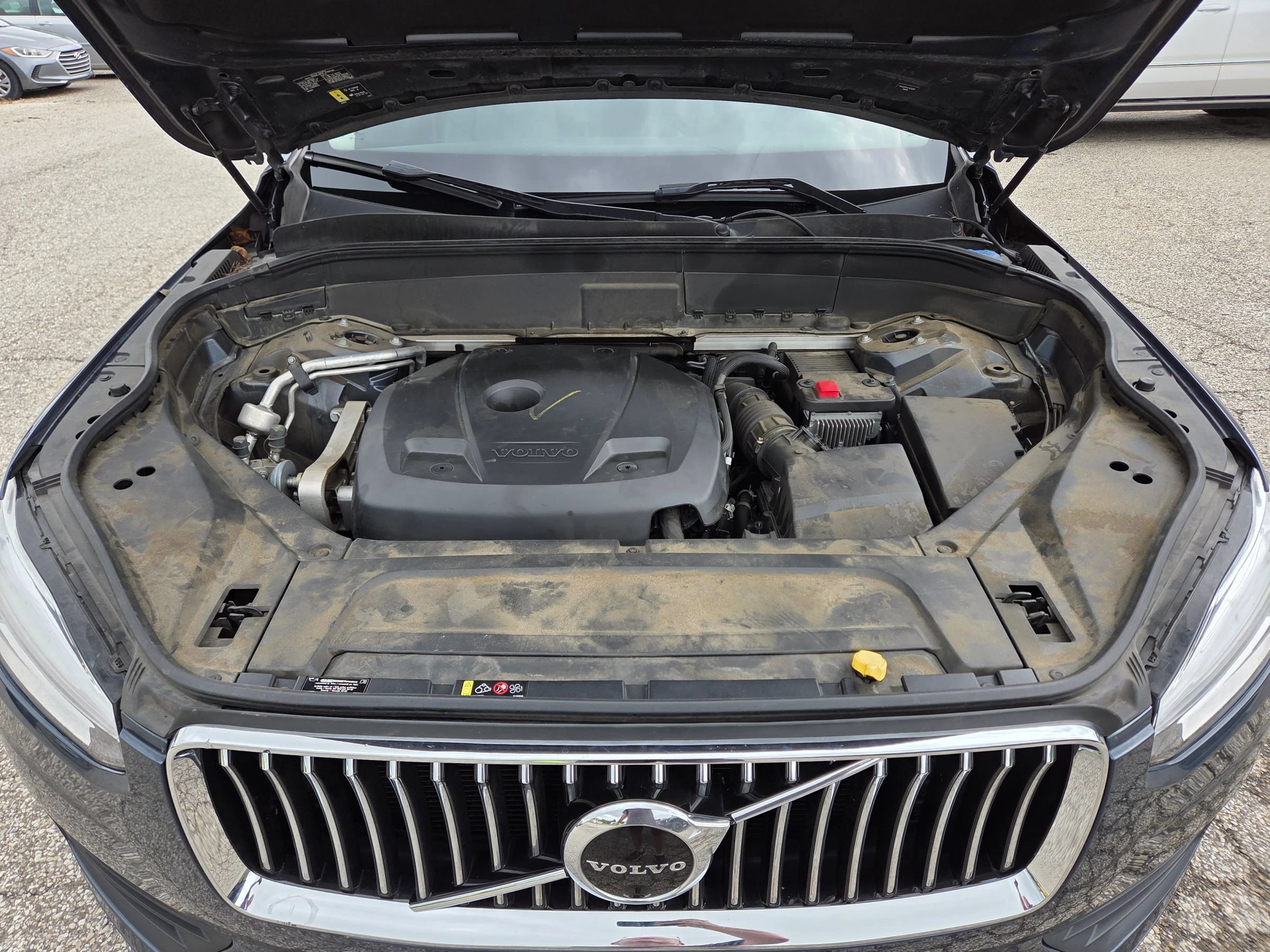 Used 2020 Volvo XC90 T6 Momentum AWD/4WD image 23