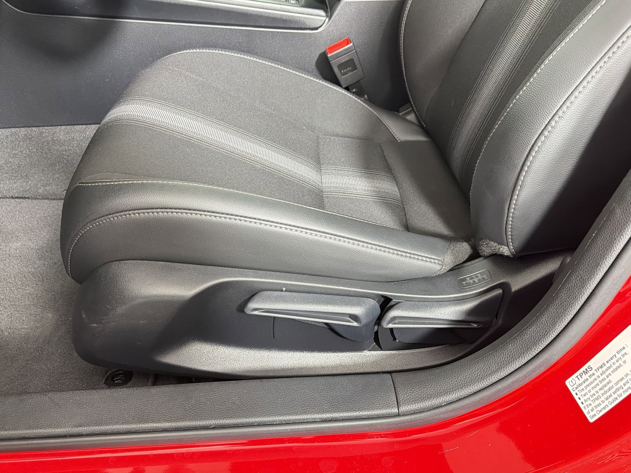 Used 2024 Honda Civic Sport image 12