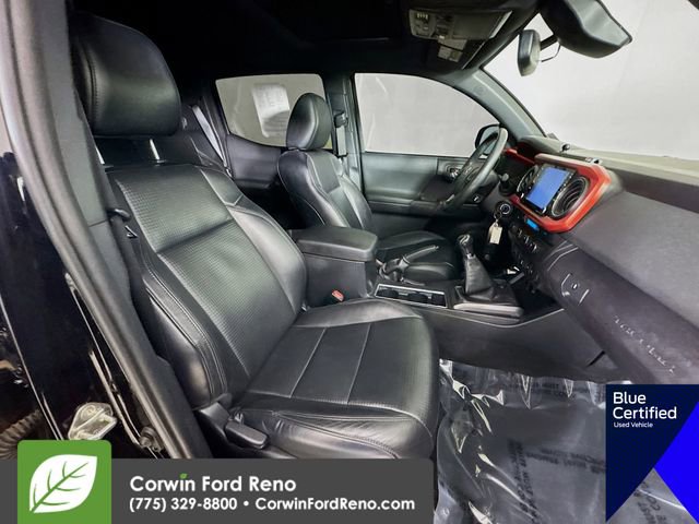 Used 2020 Toyota Tacoma TRD Off-Road w/ TRD Premium Off Road Package image 32