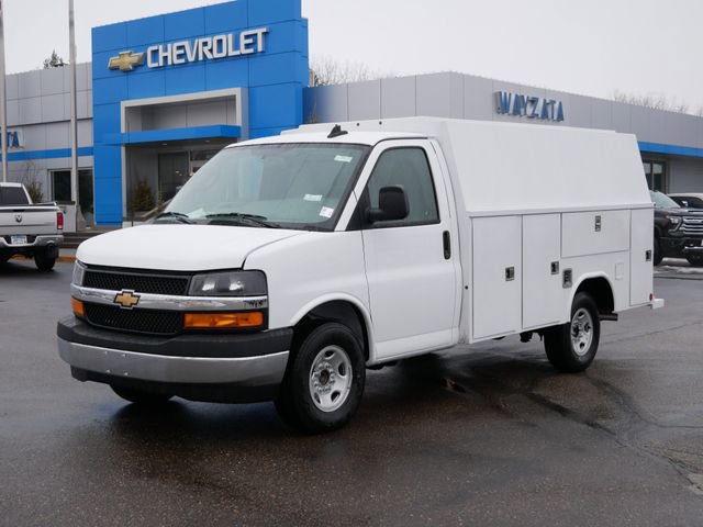 New 2026 Chevrolet Express 3500 w/ Power Convenience Package image 2