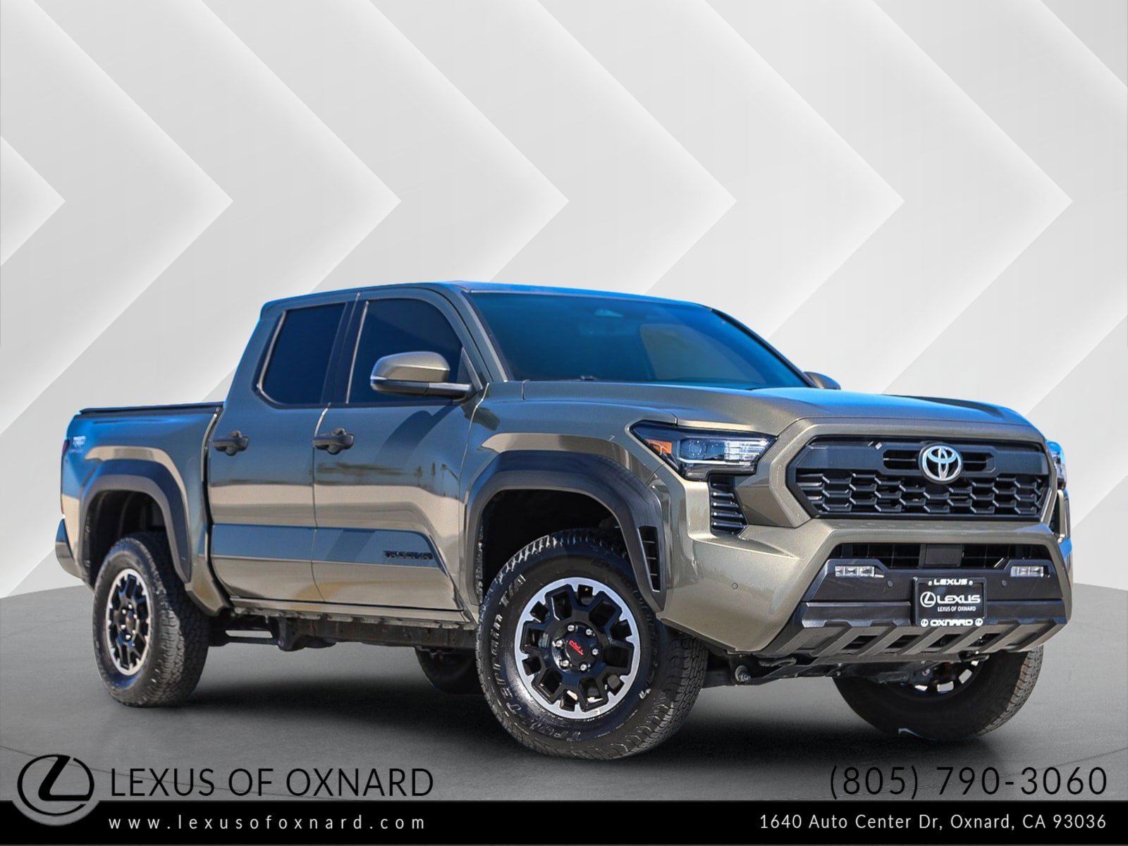 Used 2024 Toyota Tacoma TRD Off-Road w/ TRD Off Road Upgrade Package image 1