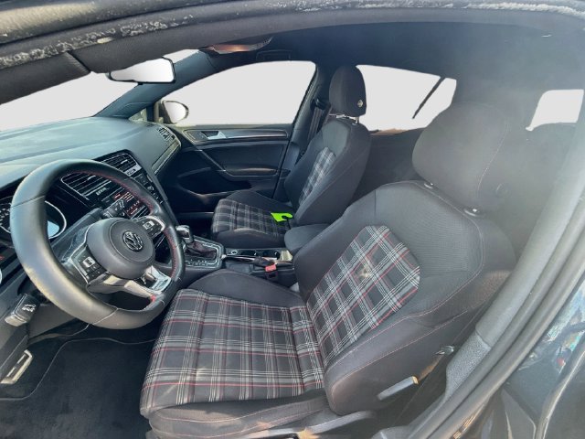 Used 2020 Volkswagen Golf 4-Door FWD image 26