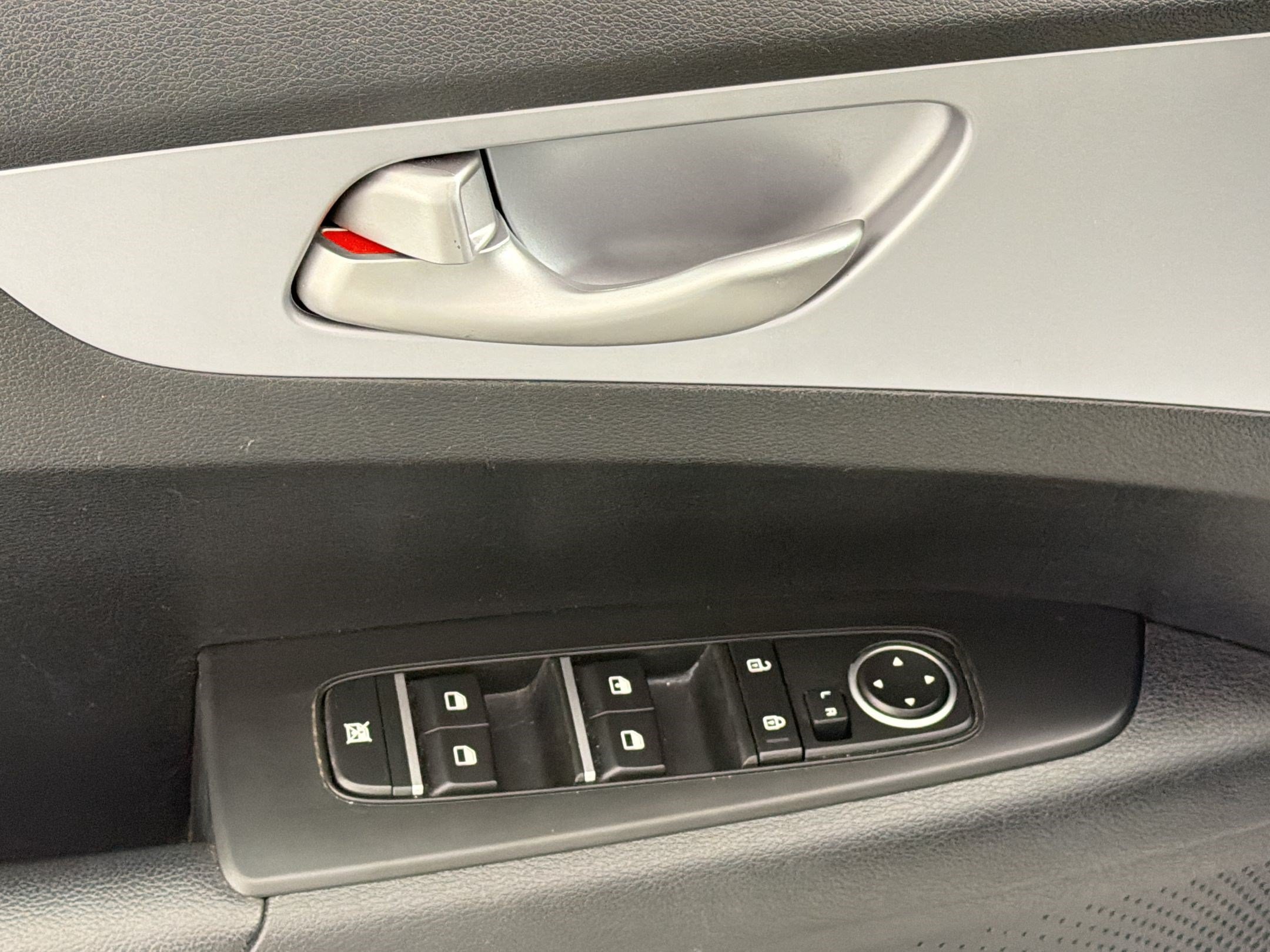 Used 2024 Kia Forte LXS FWD image 20