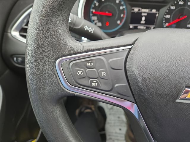 Used 2018 Chevrolet Malibu LT image 18