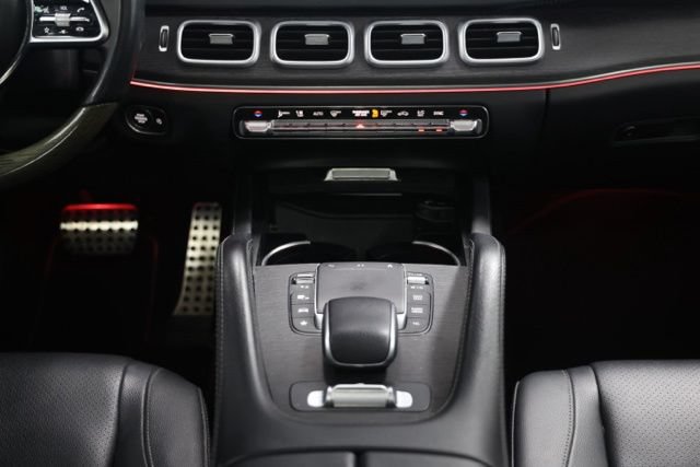 Used 2022 Mercedes-Benz GLS 450 4MATIC image 40