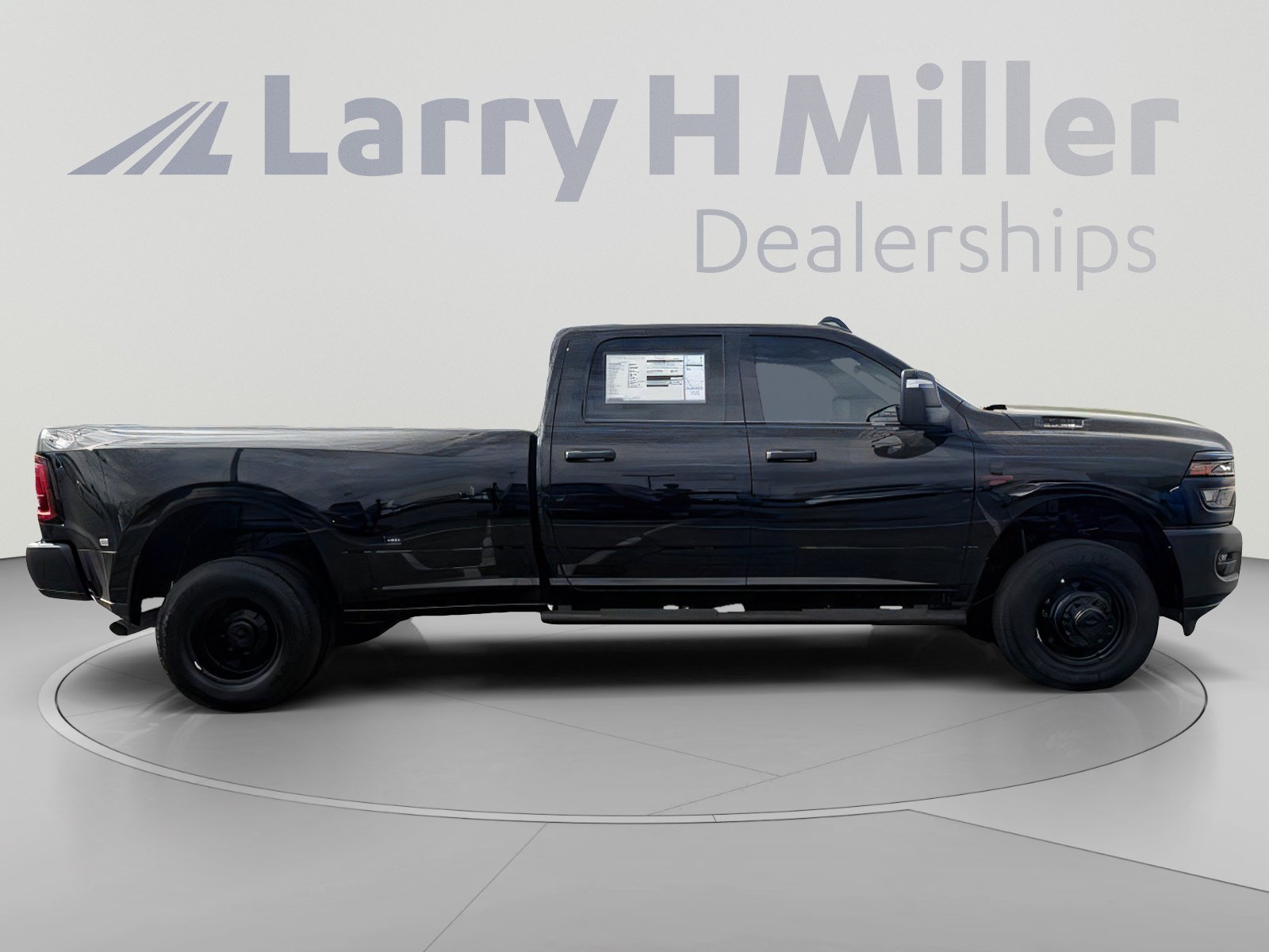 New 2026 RAM 3500 Tradesman AWD/4WD image 7