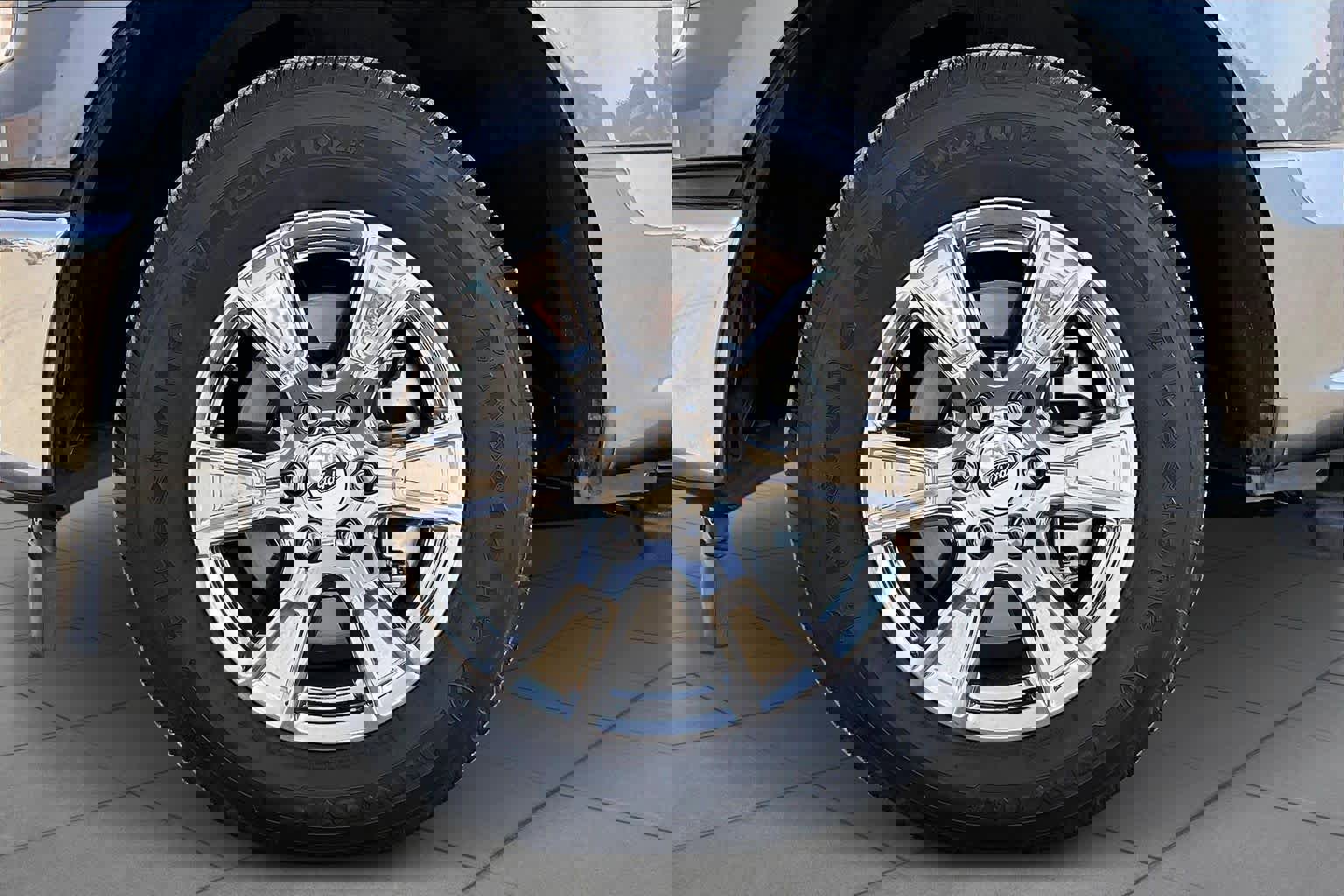 Used 2017 Ford F150 XLT w/ Equipment Group 302A Luxury image 11