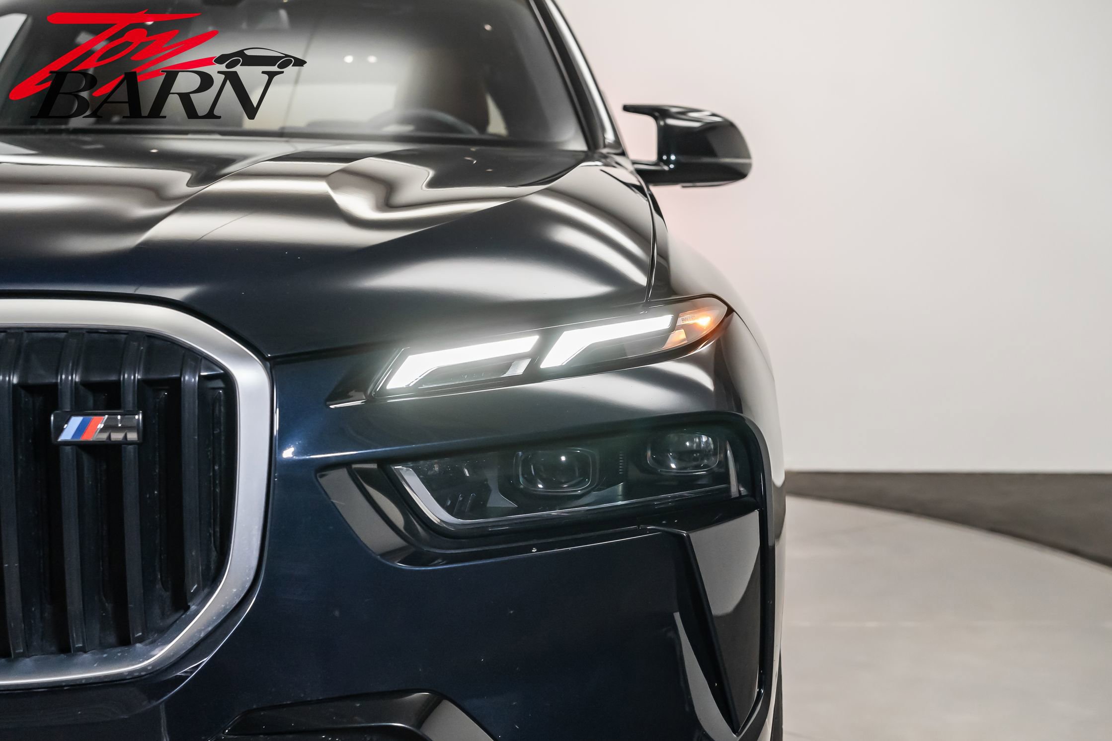Used 2023 BMW X7 M60i w/ Executive Package image 10