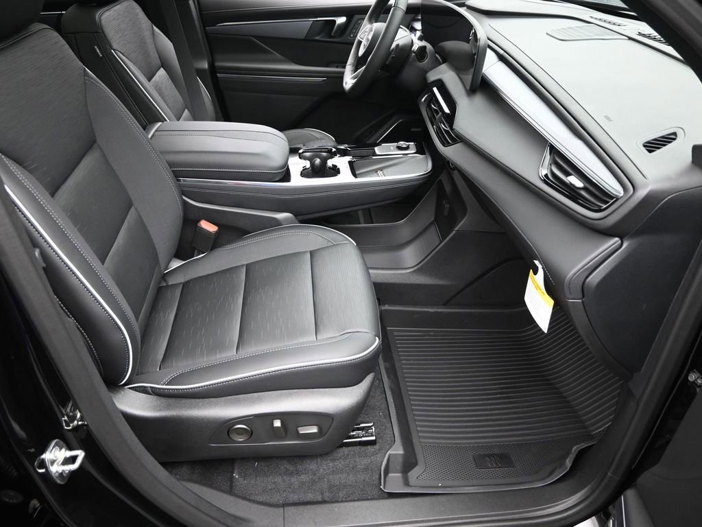 New 2026 Buick Enclave Sport Touring w/ Super Cruise Package image 7