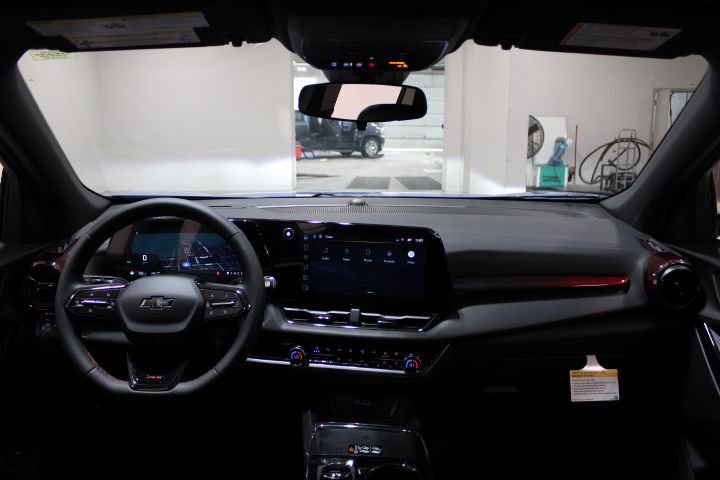 New 2026 Chevrolet Equinox RS w/ Convenience Package III image 3