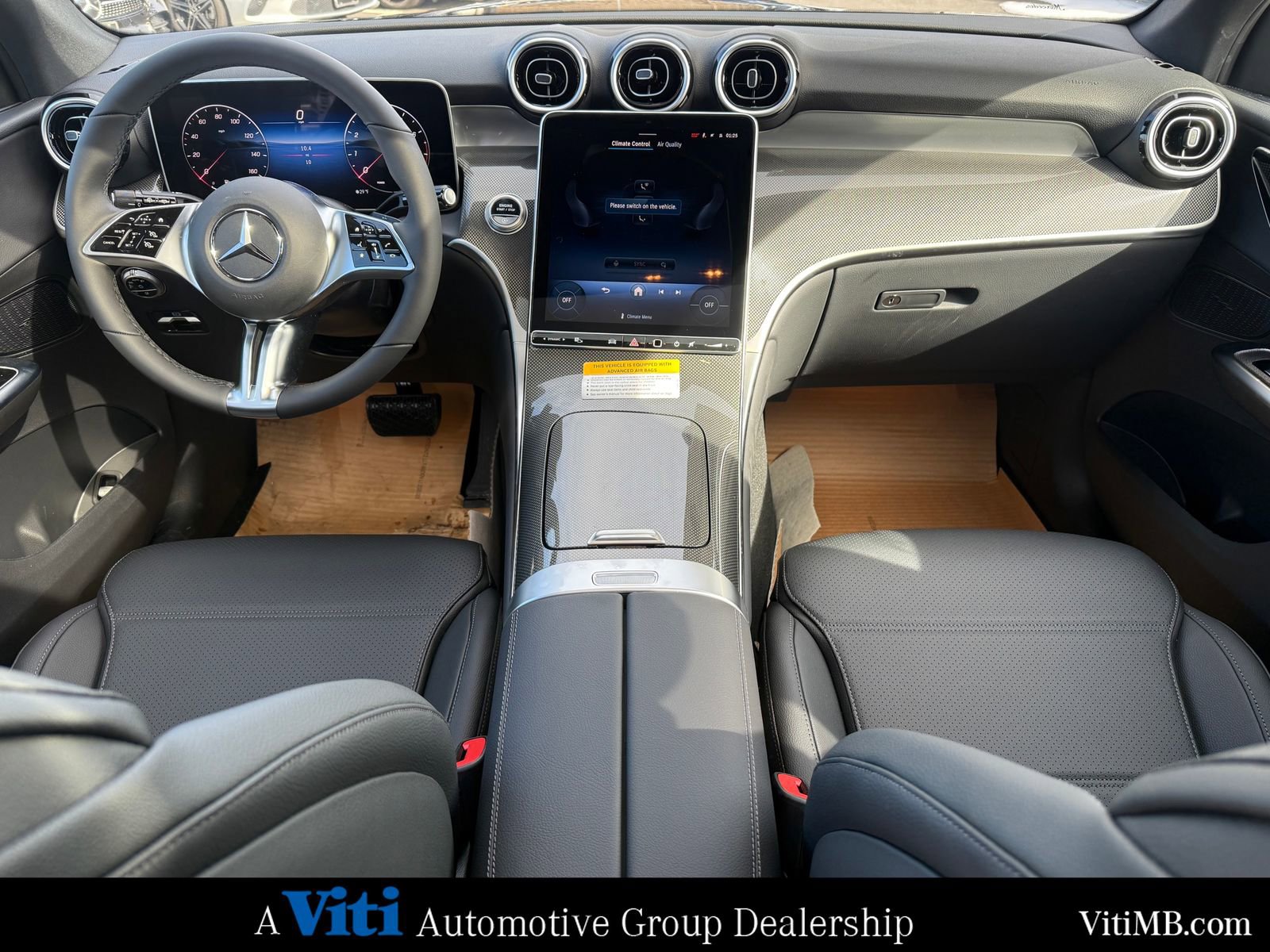 New 2026 Mercedes-Benz GLC 300 4MATIC image 2