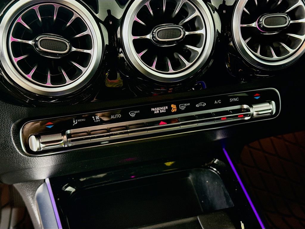 Used 2023 Mercedes-Benz GLA 250 4MATIC image 16