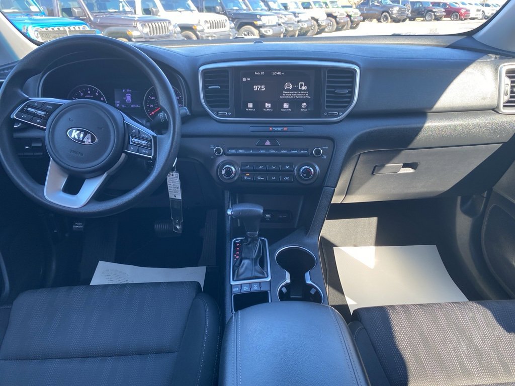 Used 2020 Kia Sportage LX image 18