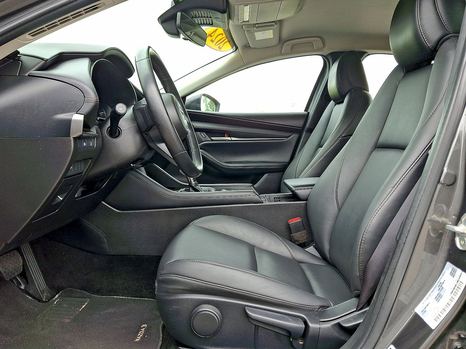 Used 2024 MAZDA MAZDA3 s FWD image 11