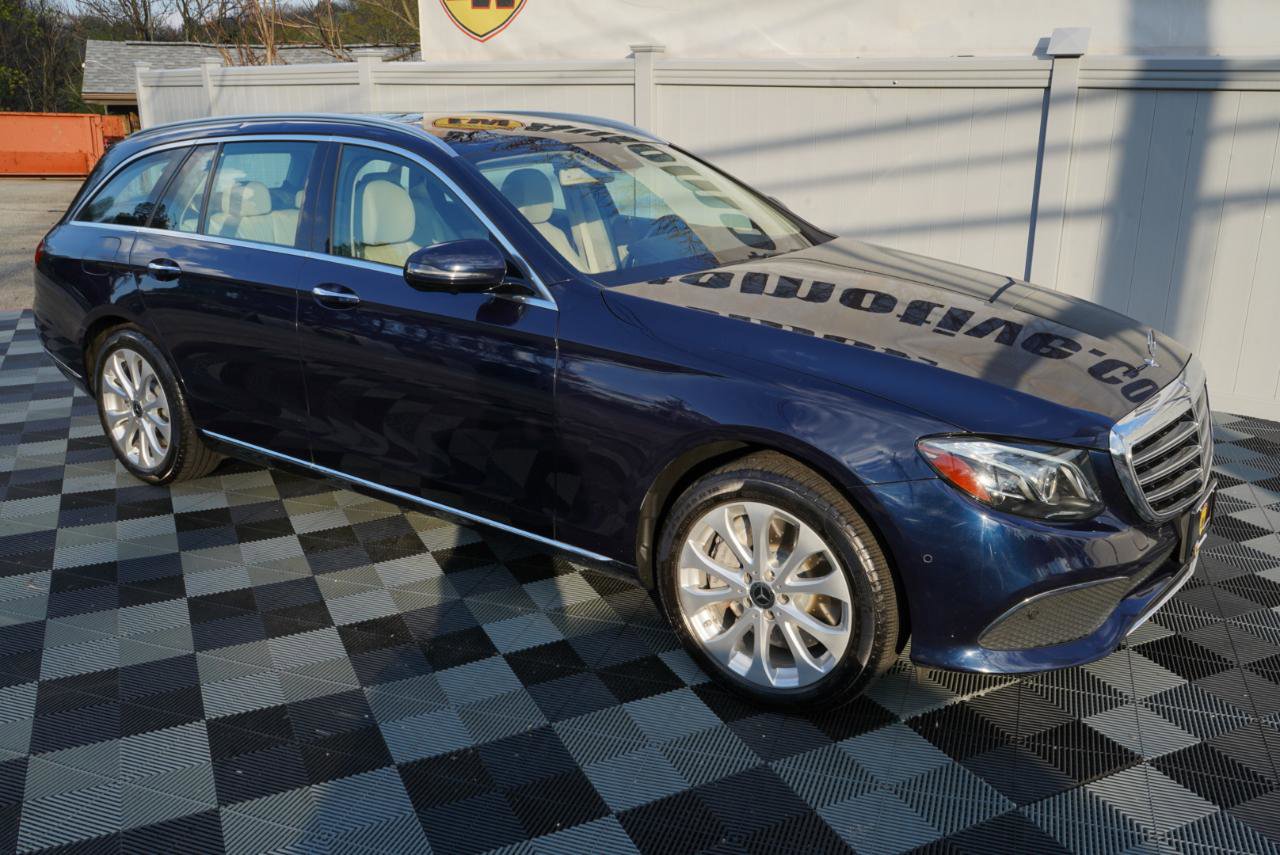 Used 2019 Mercedes-Benz E 450 4MATIC Wagon w/ Premium Package image 2