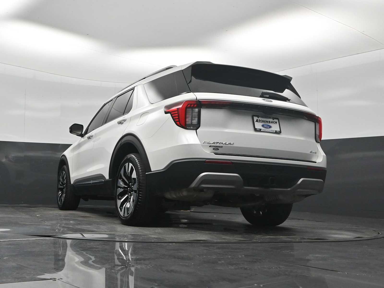 Certified 2026 Ford Explorer Platinum w/ LUX Leather Package AWD/4WD image 54