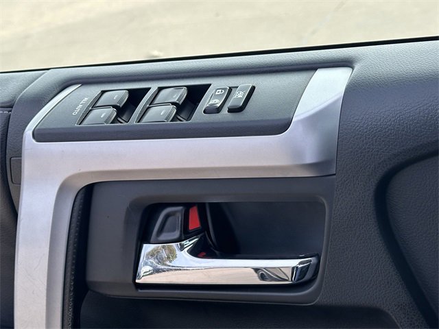 Used 2017 Toyota 4Runner SR5 image 22